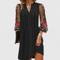 Donna | Sophisticated Mini Dress - Black