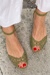 Jolina - Golden Woven Sandals - Olive Green