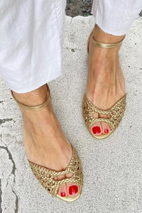 Jolina - Golden Woven Sandals - Gold