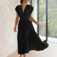 Marni™ | Timeless Pleated Midi Dress - Black