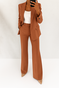 ELIZA | Set with a classic blazer - Brown