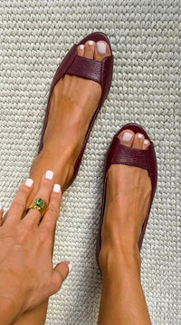 Naya - Golden Comfort Chic Sandals - Burgundy
