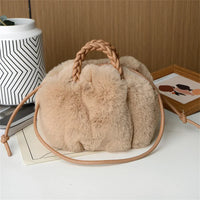 Marilyn | Plush Pumpkin Shoulder Tote - Light khaki