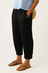 Romina™ Timeless Linen-Cotton Trousers - Black