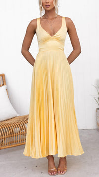 Malka™ | Pleated V-Neck Maxi Dress - Multicolor