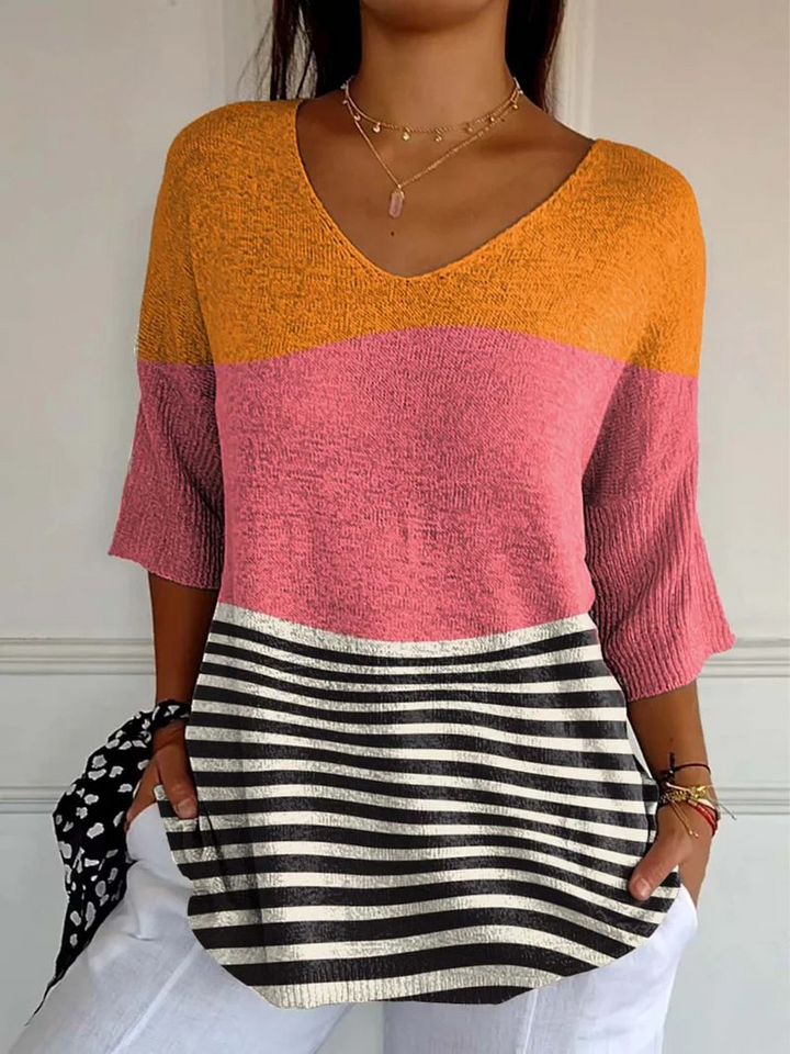 Women's Casual Knit Sweater with Abstract Pattern