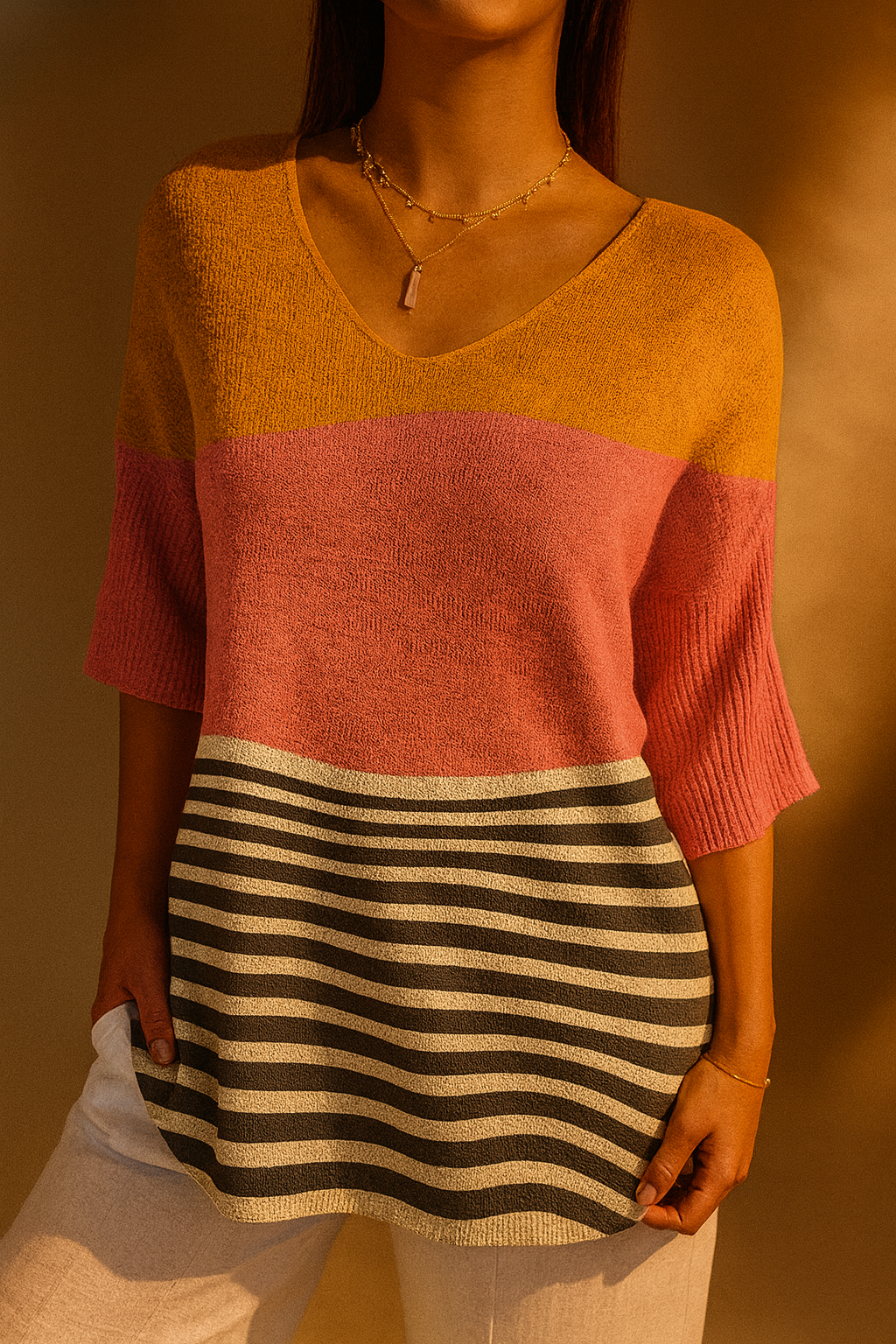 Women's Casual Knit Sweater with Abstract Pattern