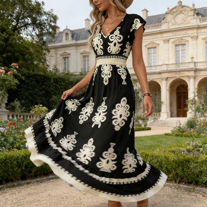 Canda - Elegant Maxi Dress (Restocked)